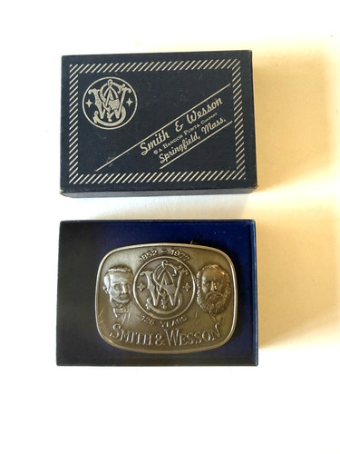 Nib 1977 smith - 1977, wesson
