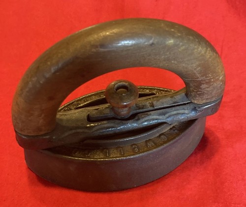 Fine antique sad iron 1 - sad,