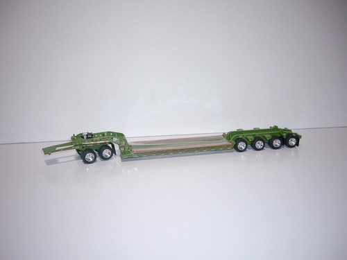 Dcp first gear green - first, 1/64