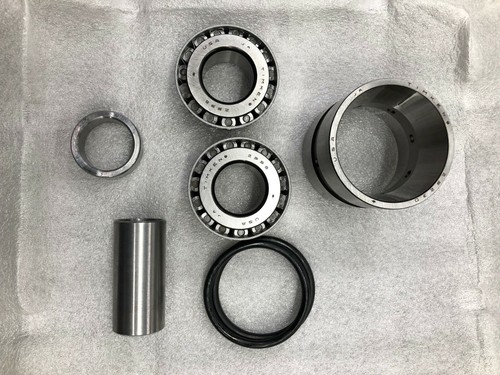 Complete set lower bearings - of,
