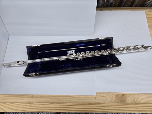 1981 haynes flute - wm.,
