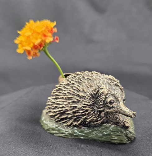 Hedgehog figurine with - figurine, vase
