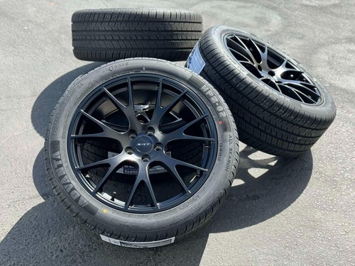 Wheels 245 45r20 - 20", tires