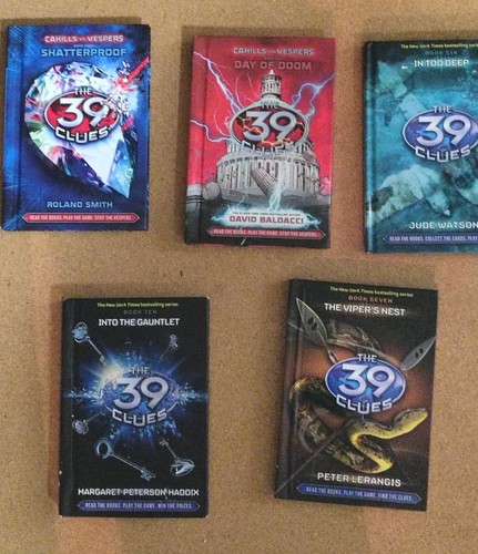 The clues book set - the,