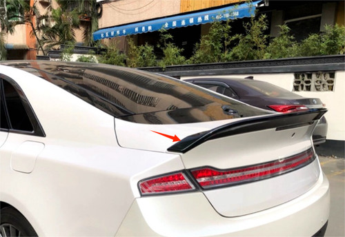Glossy black rear trunk - black,