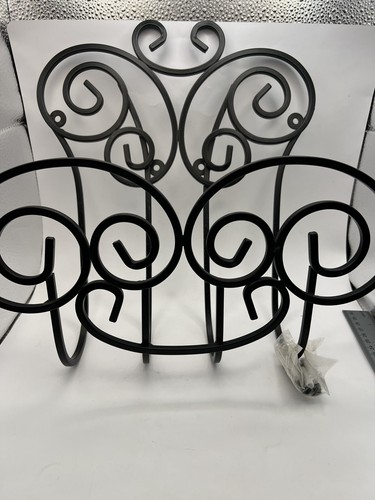 Black wrought iron towel - black,