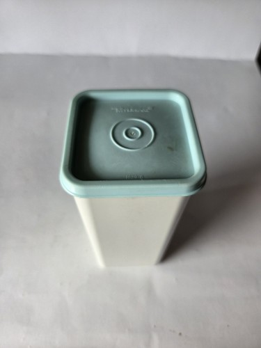 Tupperware velveeta block - velveeta,