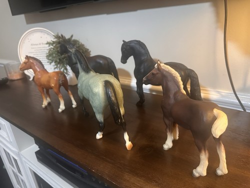 Breyer horse figurines - figurines, lot