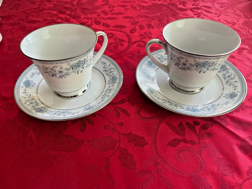Noritake fine china blue - china,