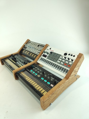 Volca korg four - volca, real