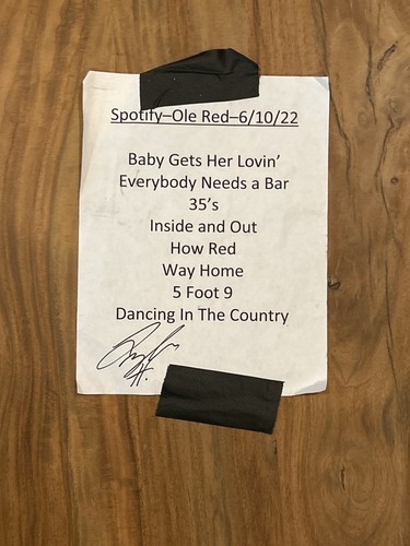 Tyler hubbard autographed - tyler,