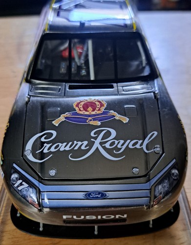 2010 matt kenseth brushed - 1/24,