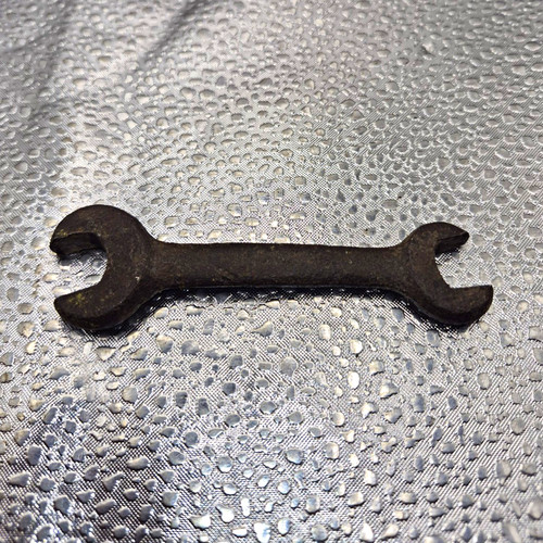 Vintage unbranded wrench old - wrench,