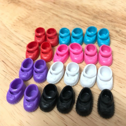 Pair colors shoes for 3 - pair,