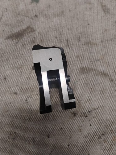Ruger breech block 30 40 - ruger, no.