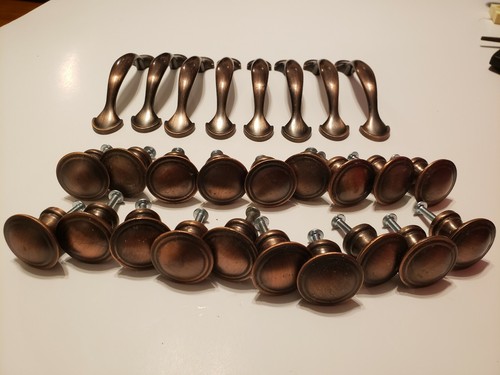 Drawer pulls and - drawer, lot