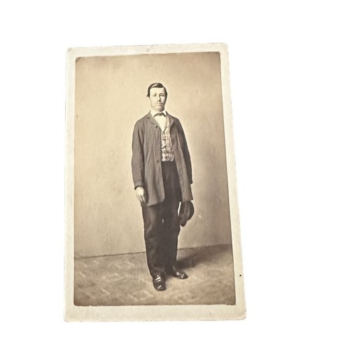 Cabinet card young man - card,