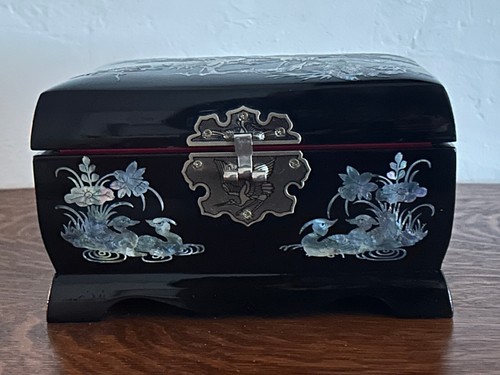 Asian crane motif black laquer - asian,
