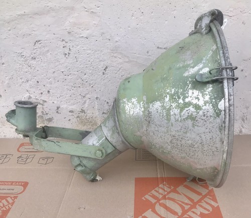 Vintage crouse hinds big - crouse,