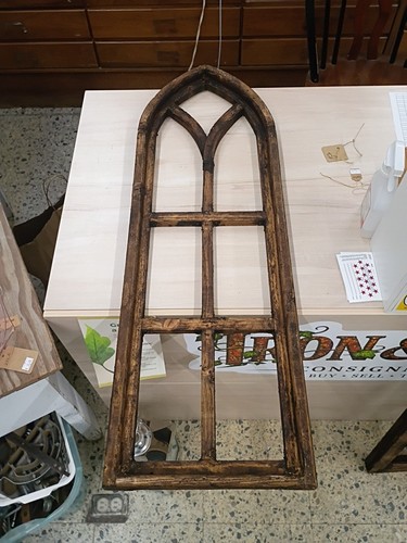 Large wood window - 1-large,