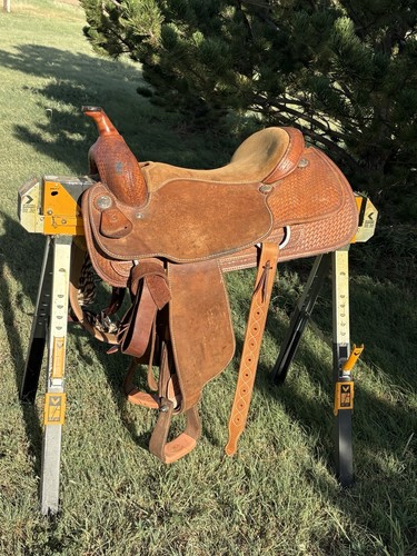 Custom ranch saddelry - ranch, rs