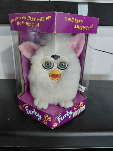 Vintage 1998 furby snowball - furby,