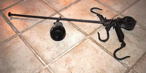 Antique balance beam cast - , iron