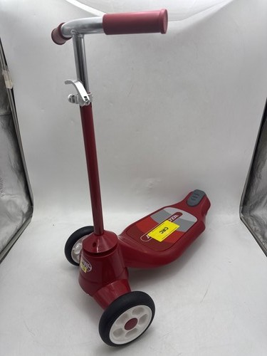 Red radio flyer grow - flyer,