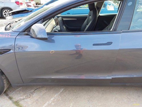 Tesla 2022 front door - 3,