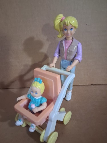 Playskool family dollhouse - playskool,