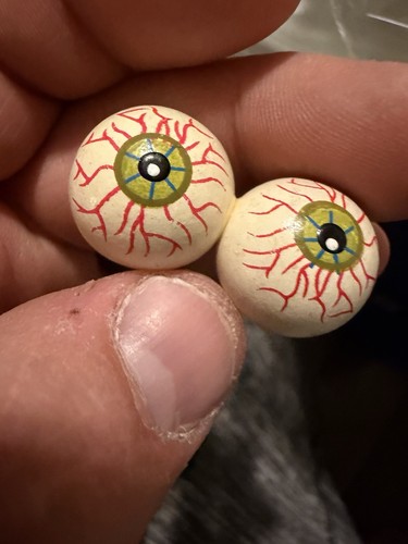 Vintage wooden eyeball - wooden,
