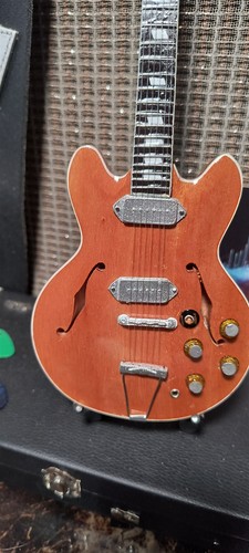 Epiphone 1965 revolution - epiphone,