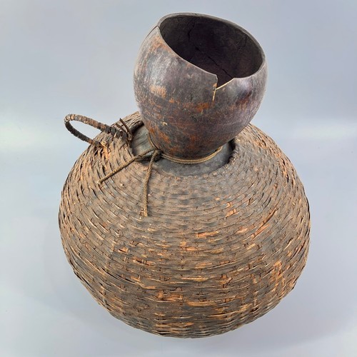 Tutsi ceremonial gourd - tutsi,