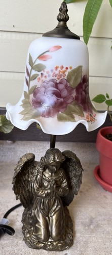 Praying angle table lamp - praying,