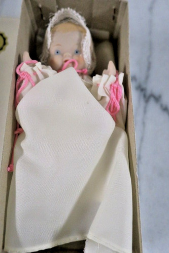 Antique bisque baby doll - baby,