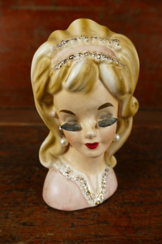 Vintage enesco demure girl - vintage,