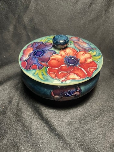 Antique moorcroft anemone - antique,