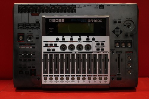 Used boss 1600 digital - boss,