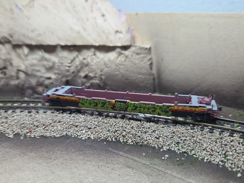 Micro trains scale weathered - micro-trains,