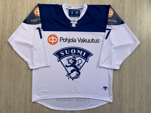 Iihf suomi finland junior game - iihf,