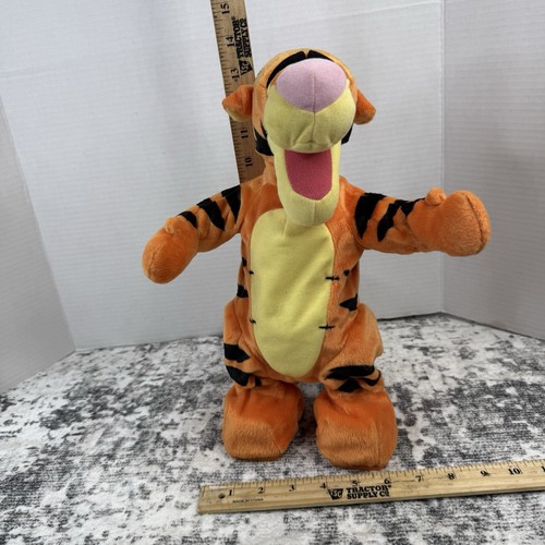 2002 disney winnie the pooh - disney,