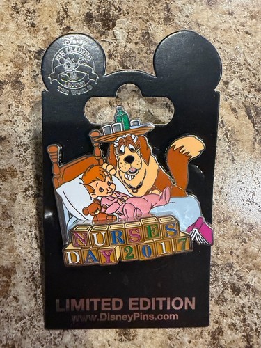 Disney pin nurses day - disney,