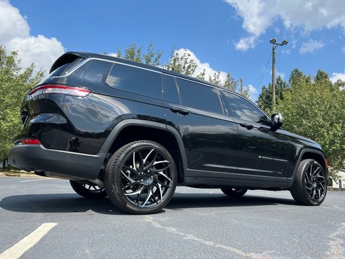 Dub rims with 4 - dub,