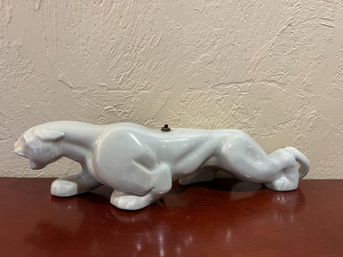 Rare white vintage mcm panther - vintage,