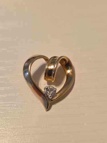 Fine 14k natural diamond - 14k, heart