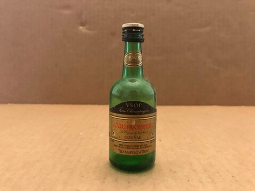 Vintage courvoisier vsop - vintage,