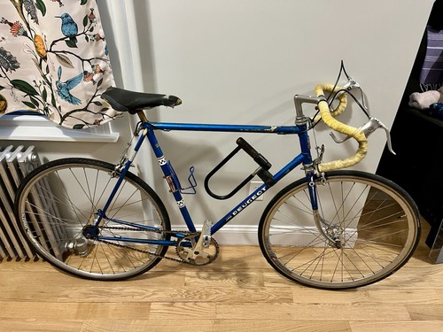 Vintage 1977 peugeot u08 - 1977,