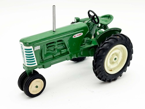 Oliver 660 narrow front - 660,