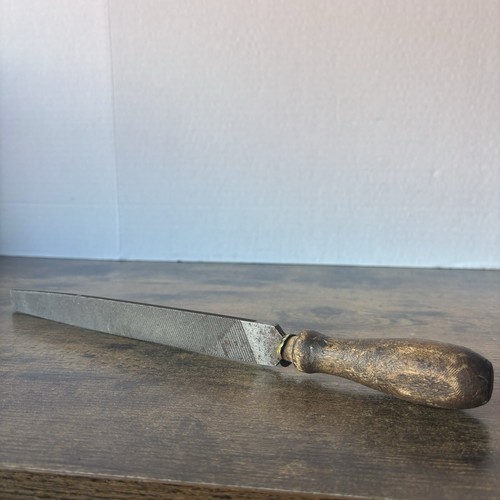 Vintage nicholson flat - 10.5”,