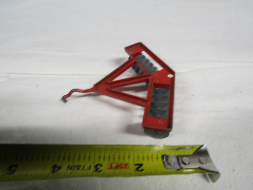 Vintage metal farm toy tractor - metal,